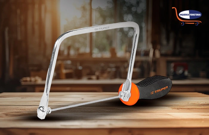 Serrucho para trabajos de marquetería